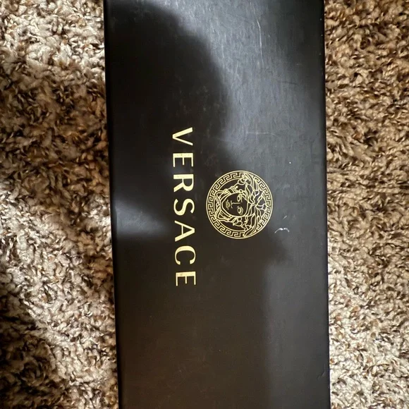 Versace | Accessories | Versace Luxury Black Box With Gold  display picture 3
